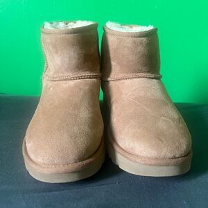 UGG Classic Mini II boots- Chestnut, Size 9